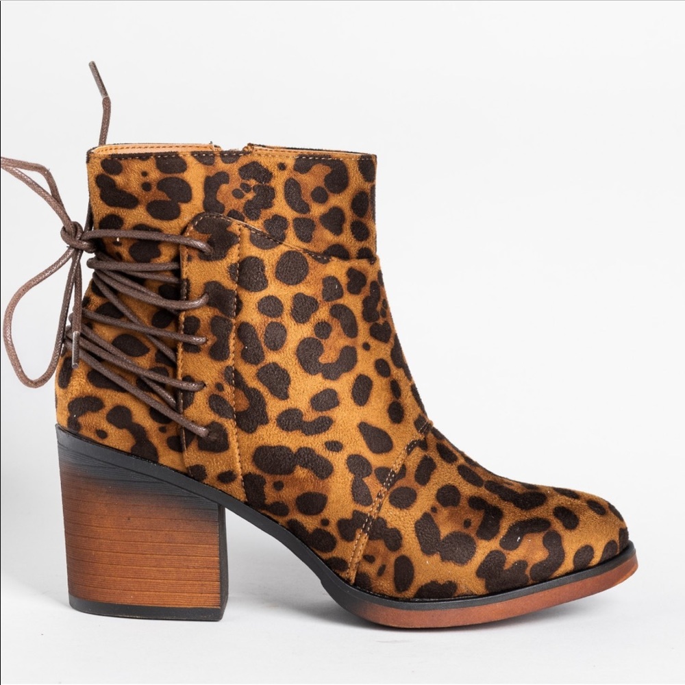 5⭐️LEOPARD Corset Tie-Up Booties - Shoe